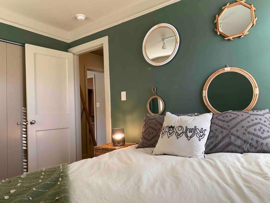 Boho Chic 2 Bedroom West Plaza Канзас-Сити Экстерьер фото